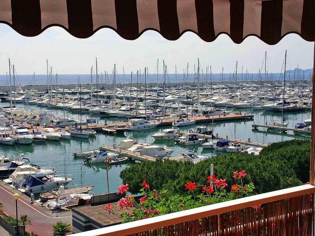 Hotel Ancora Riviera Lavagna Bagian luar foto