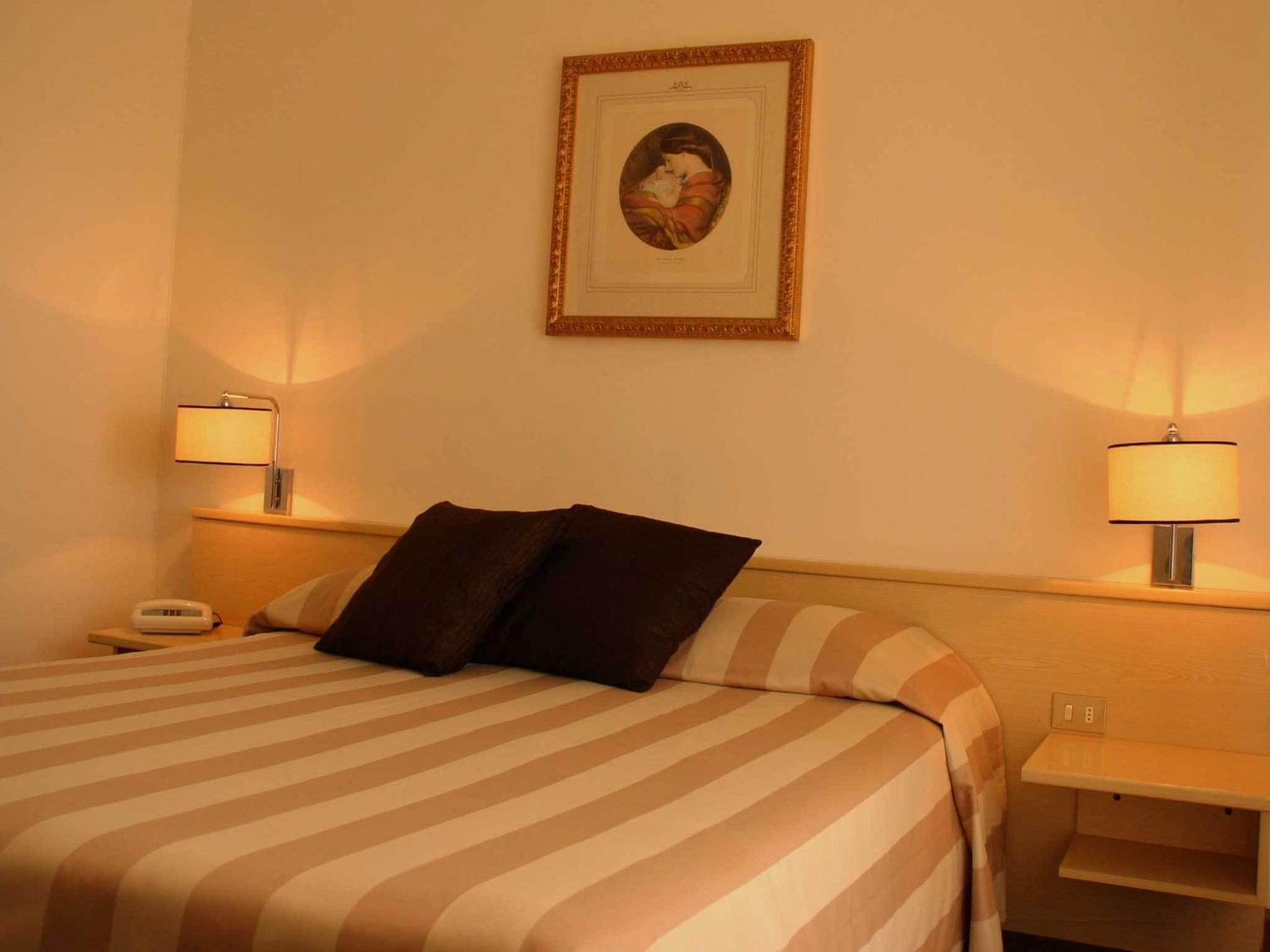 Hotel Ancora Riviera Lavagna Bagian luar foto