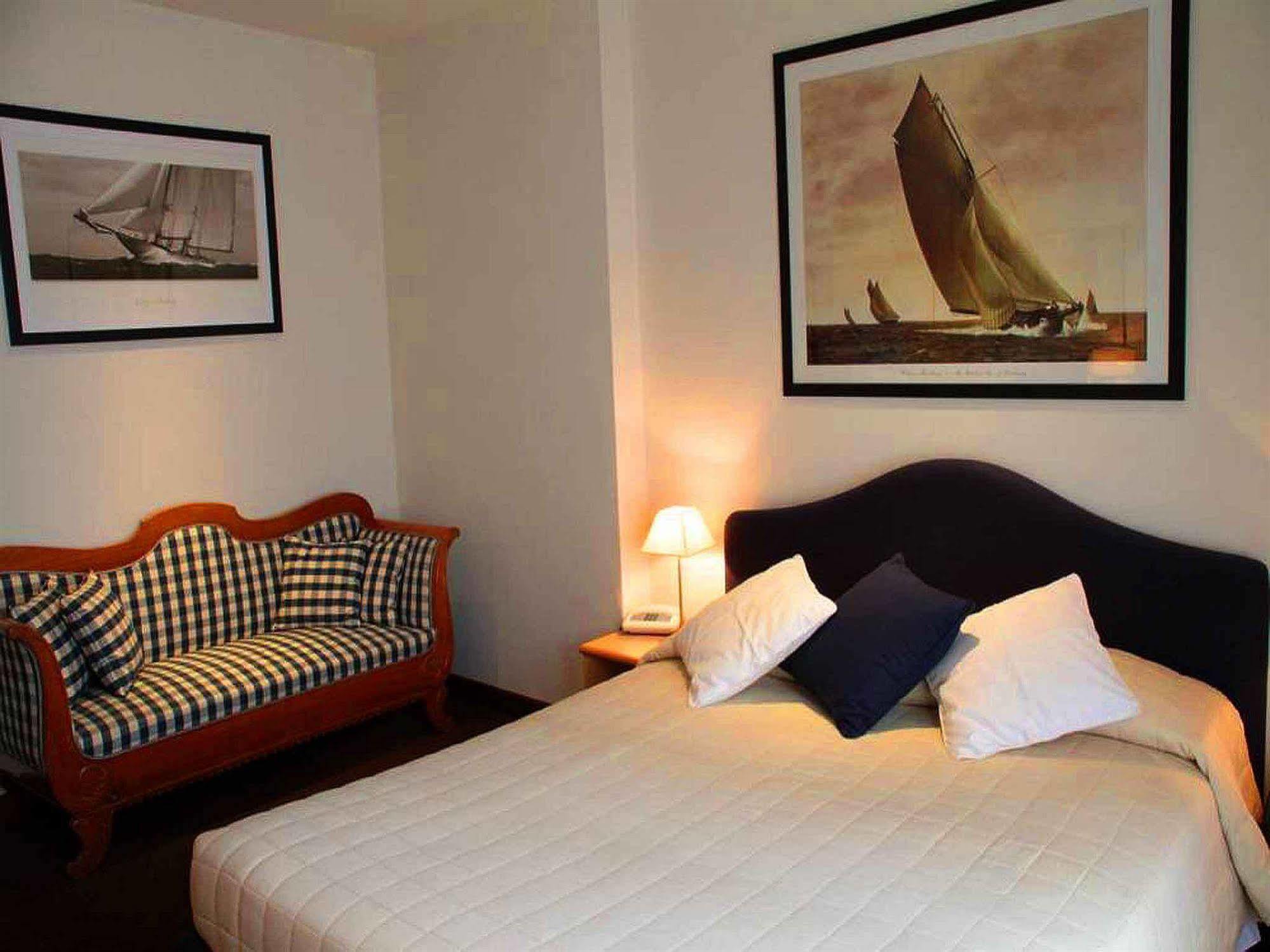 Hotel Ancora Riviera Lavagna Bagian luar foto